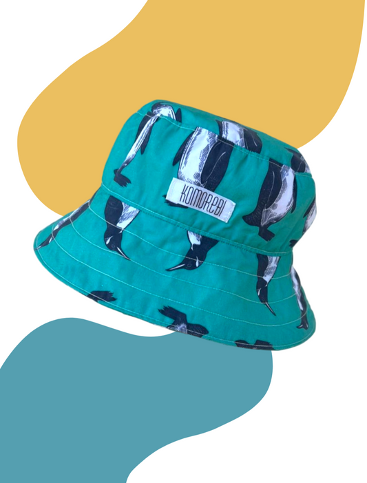 Penguin bucket hat