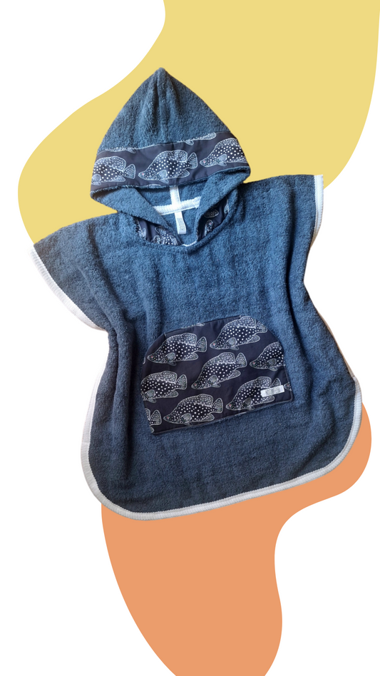 Kids pisces beach poncho