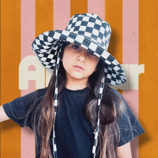 Check wide beam sun hat